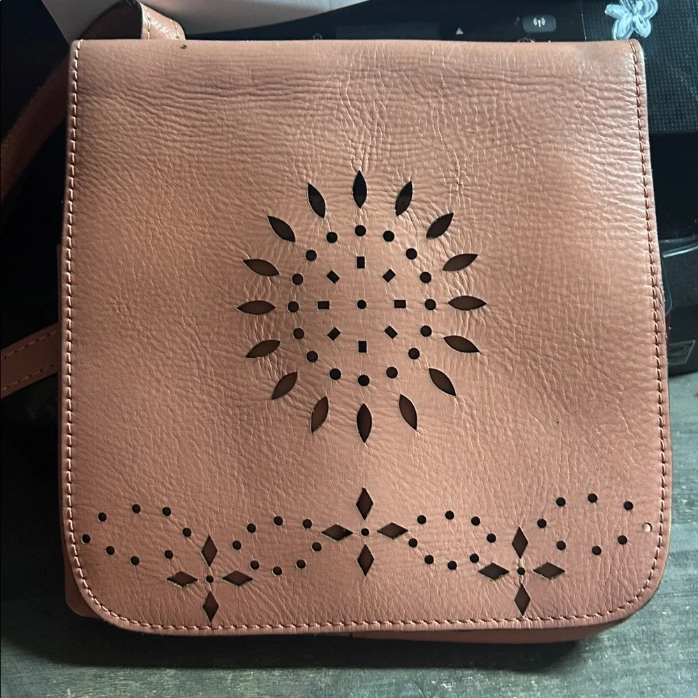 Patricia Nash Dusty Rose Leather Crossbody‎ Bag